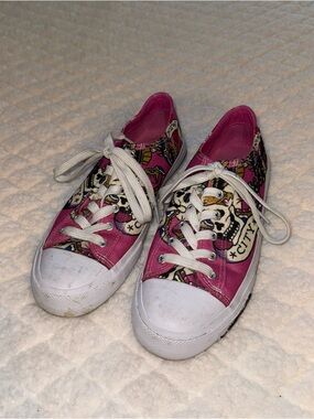 Ed Hardy Pink Graphic Canvas Lace-Up Sneakers